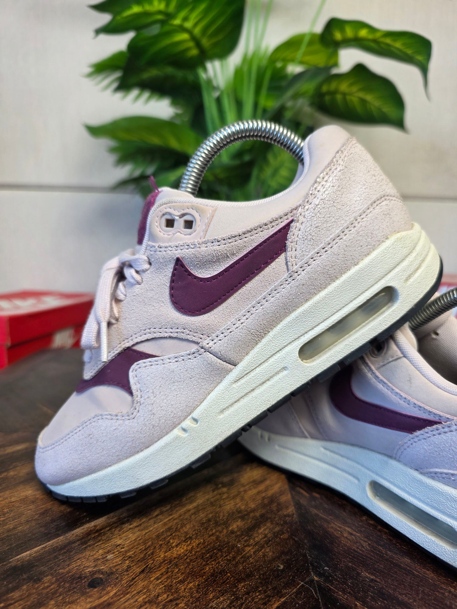 Nike Air Max 1 Barely Rose True Berry maat 38,5