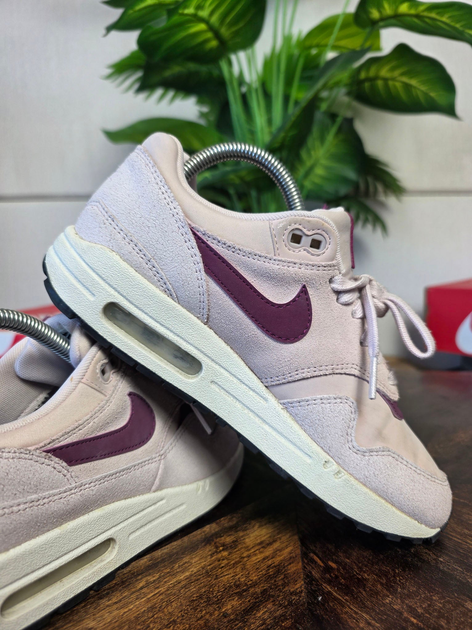 Nike Air Max 1 Barely Rose True Berry maat 38,5