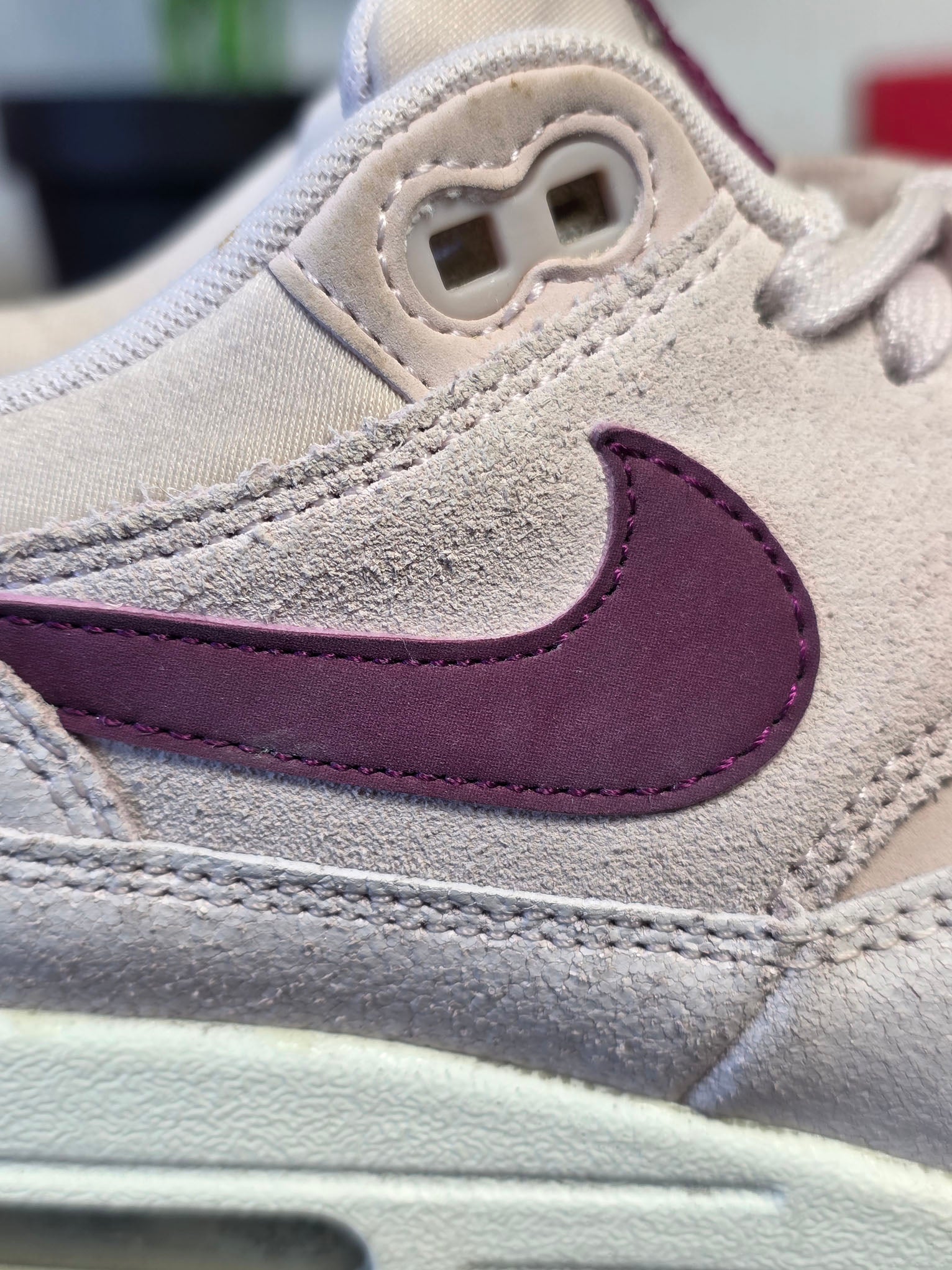 Nike Air Max 1 Barely Rose True Berry maat 38,5