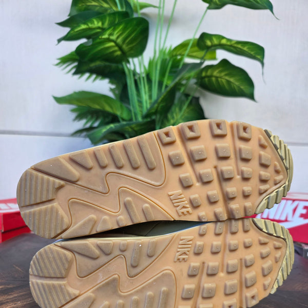 Nike Air Max 90 Wheat Grass maat 42