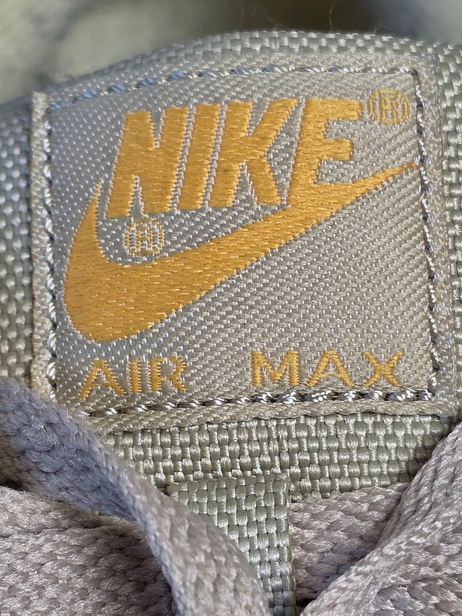 Nike Air Max 90 Wheat Grass maat 42