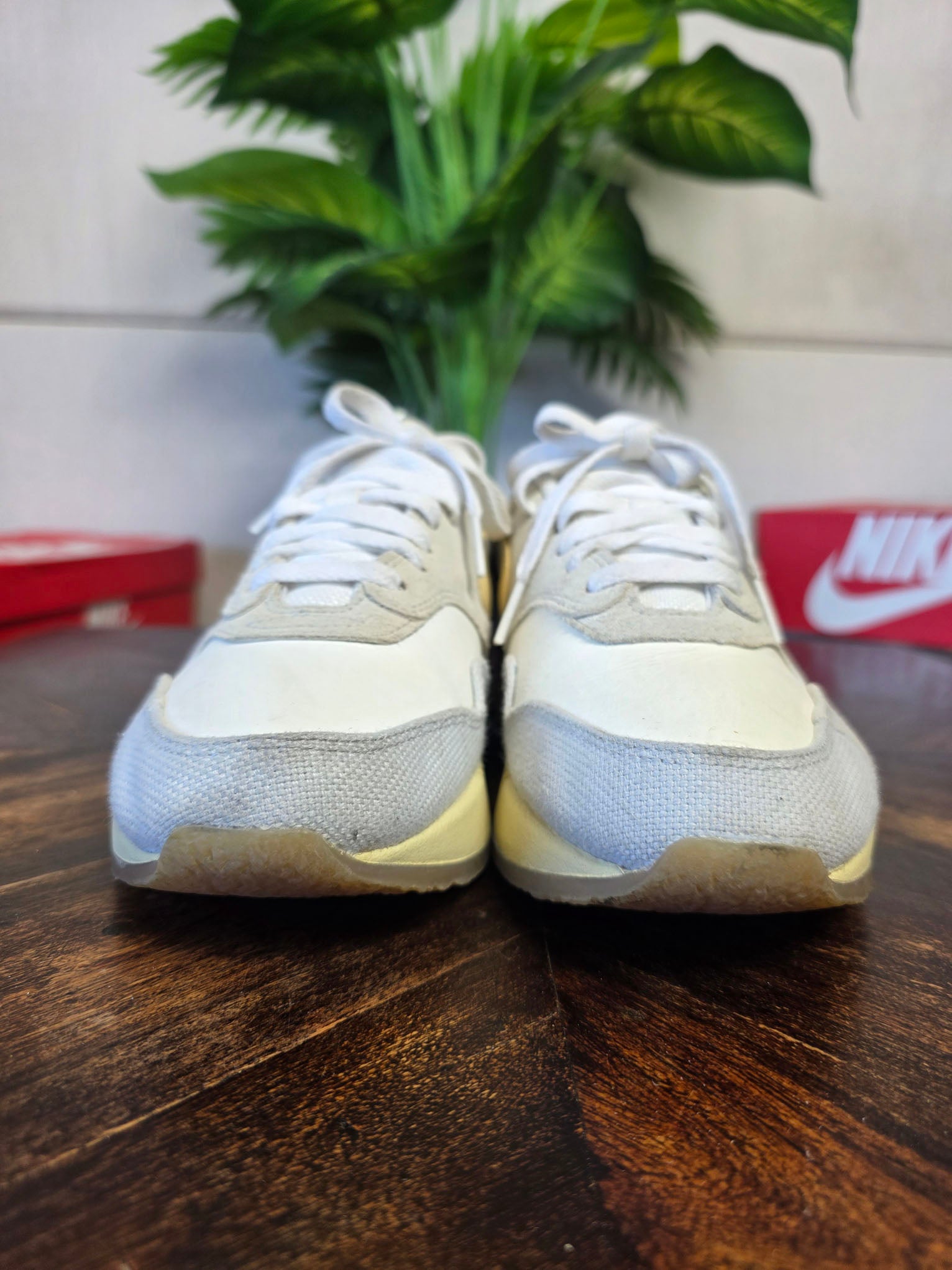 Nike Air Max 1 Crepe Light Bone maat 38,5