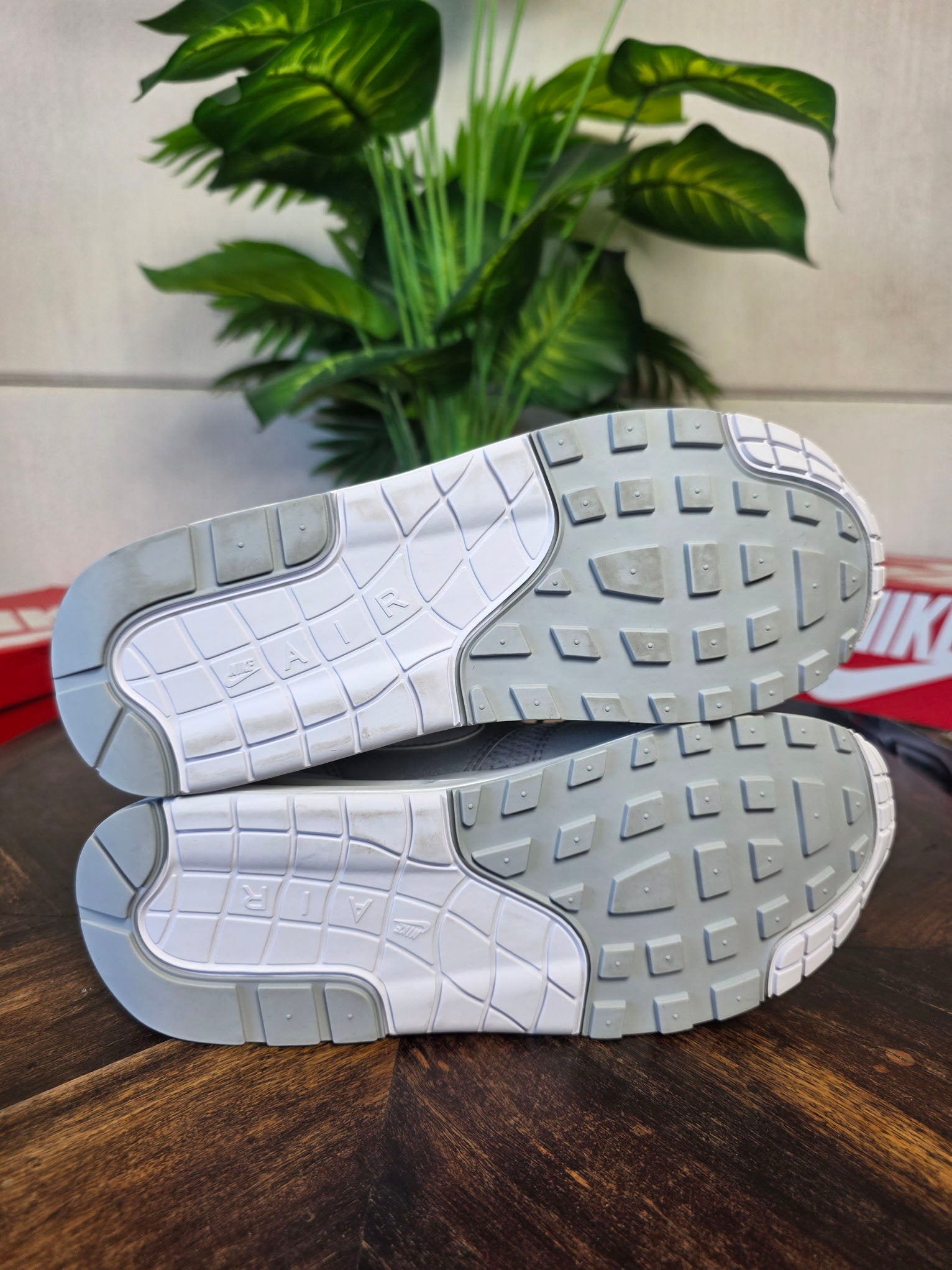 Nike Air Max 1 '86 OG "Metallic Silver" maat 41