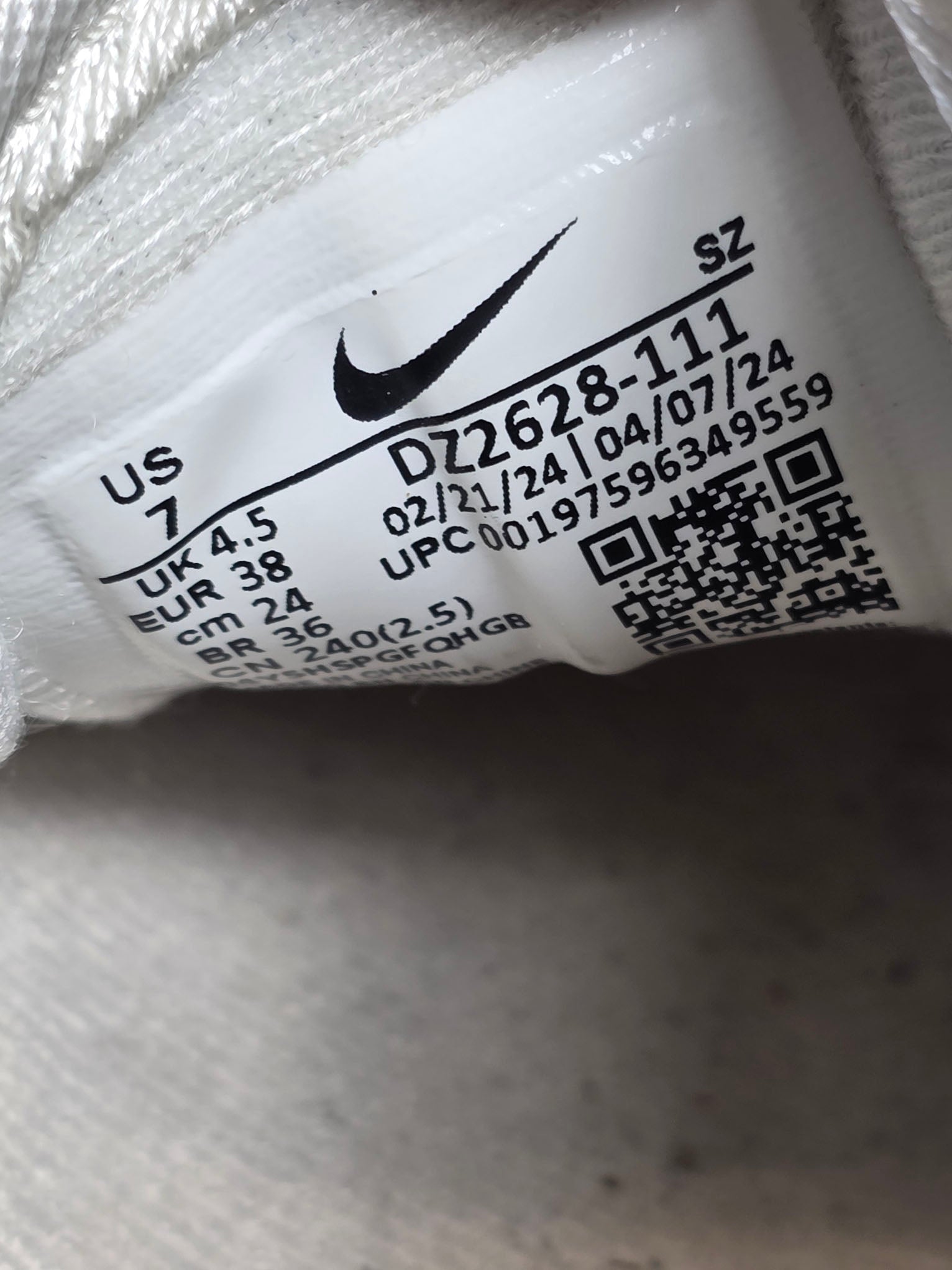 Nike Air Max Guava Ice maat 38