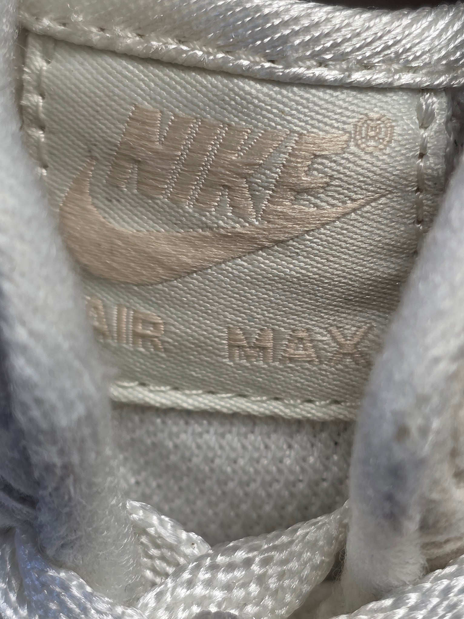Nike Air Max Guava Ice maat 38