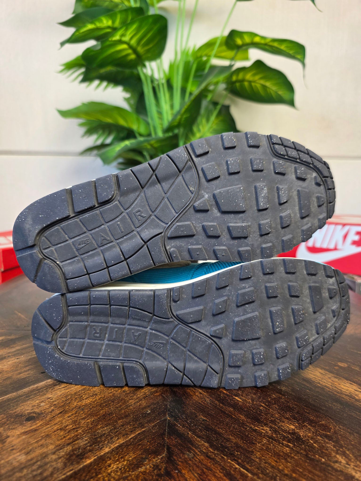 Nike Air Max 1 PRM Corduroy Baltic Blue maat 41