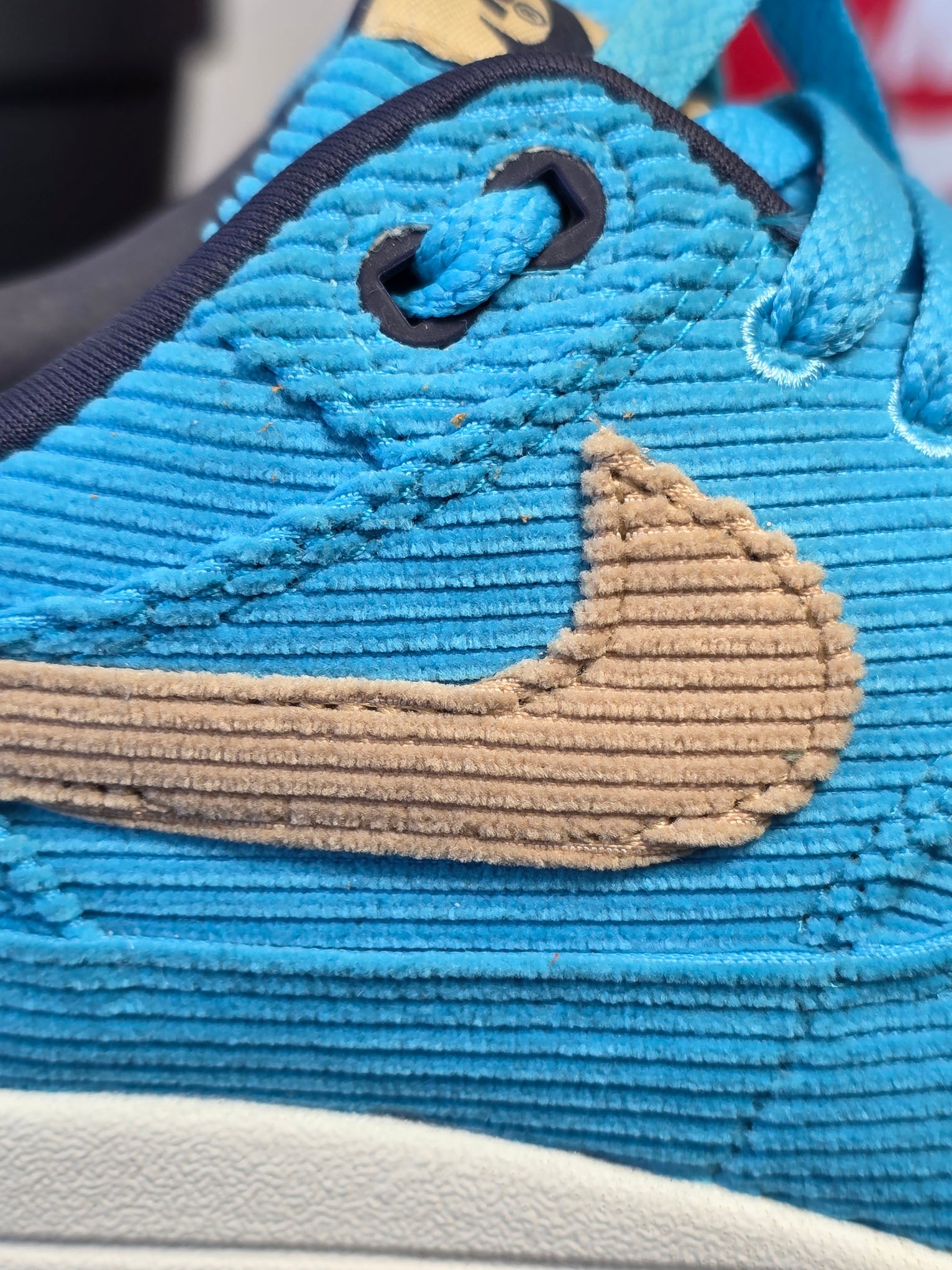 Nike Air Max 1 PRM Corduroy Baltic Blue maat 41