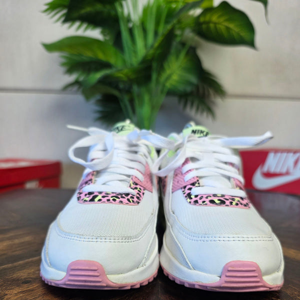 Nike Air Max 90 Pink Barely Volt maat 37,5