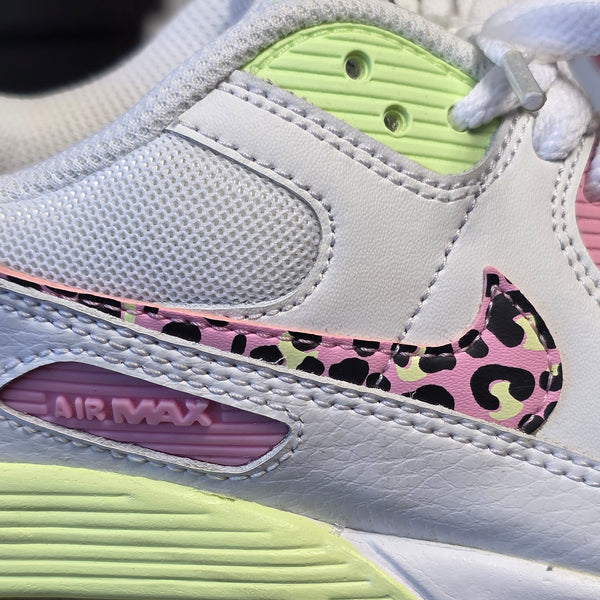 Nike Air Max 90 Pink Barely Volt maat 37,5