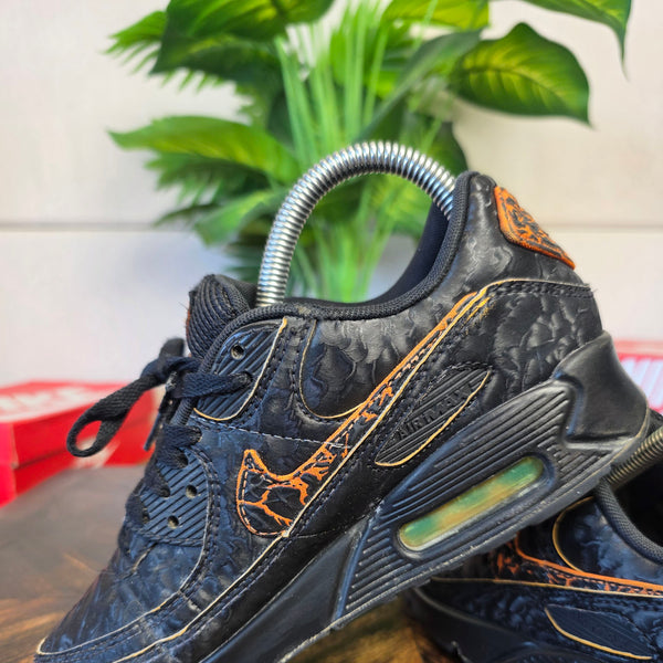 Nike Air Max 90 QS Volcano maat 36,5