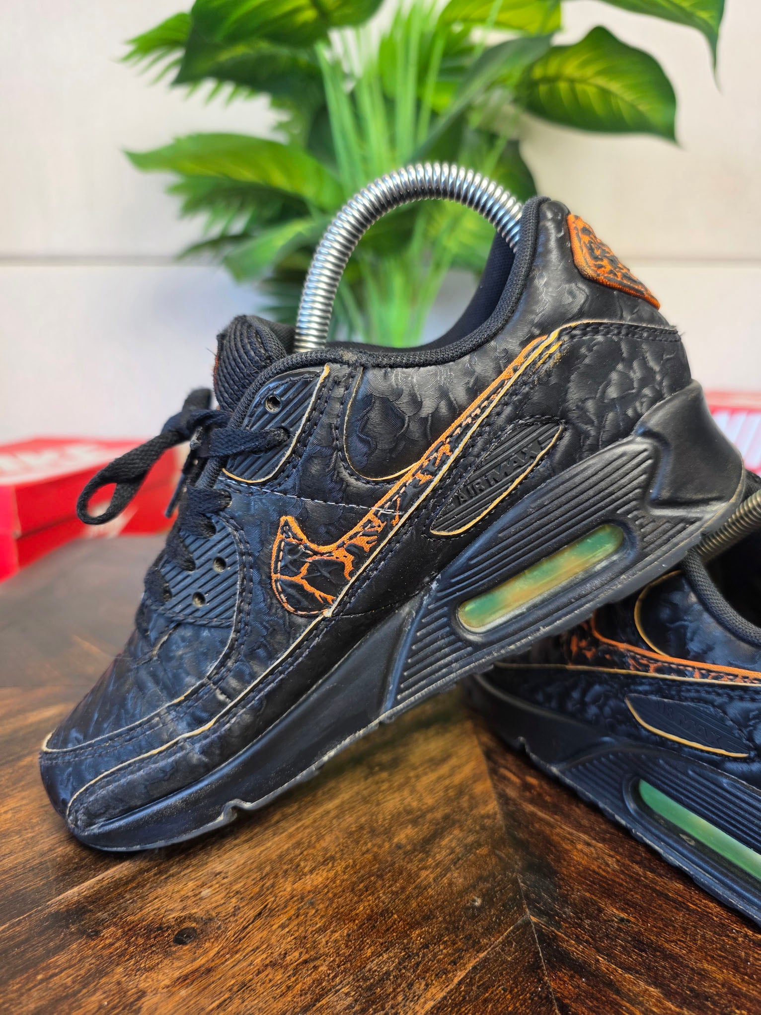 Nike Air Max 90 QS Volcano maat 36,5