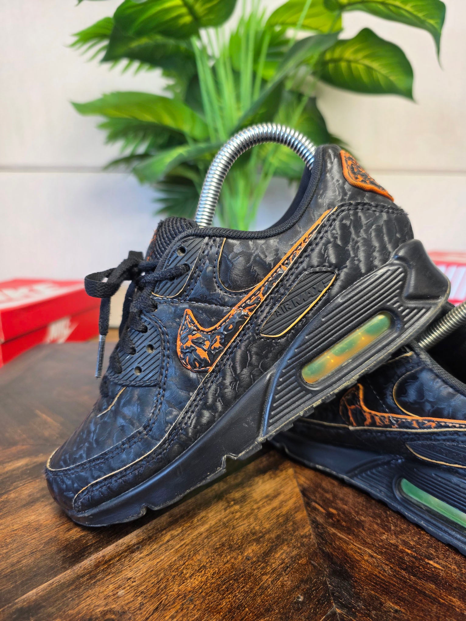 Nike Air Max 90 QS Volcano maat 36,5