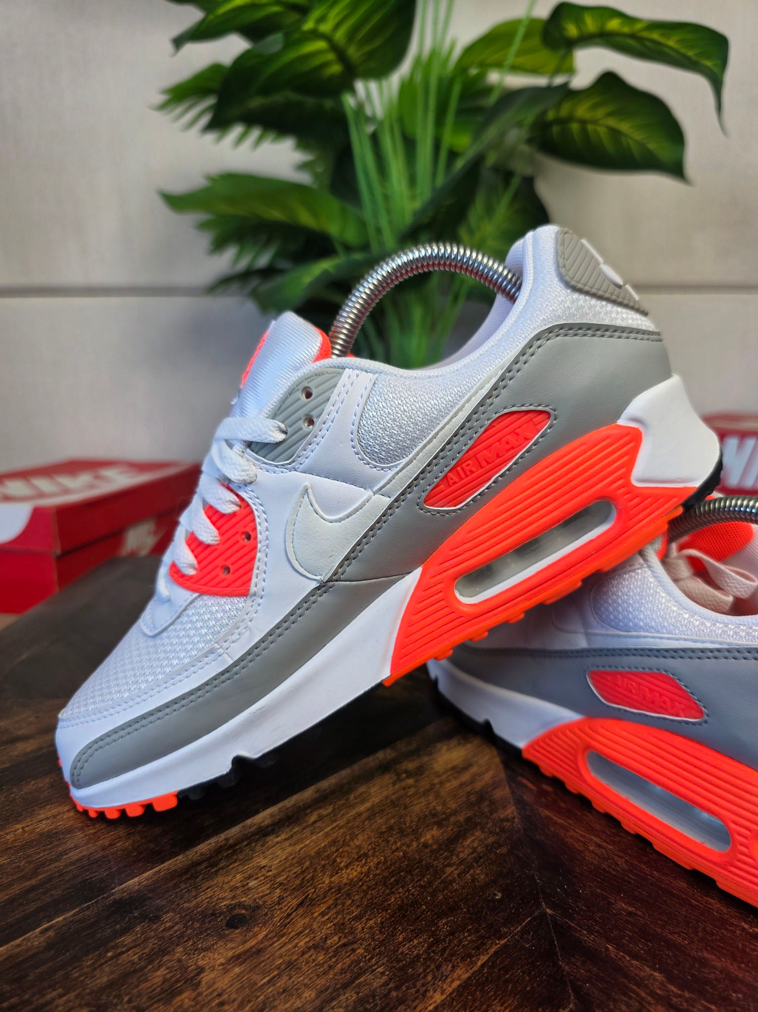 Nike Air Max 90 Hyper Orange maat 42