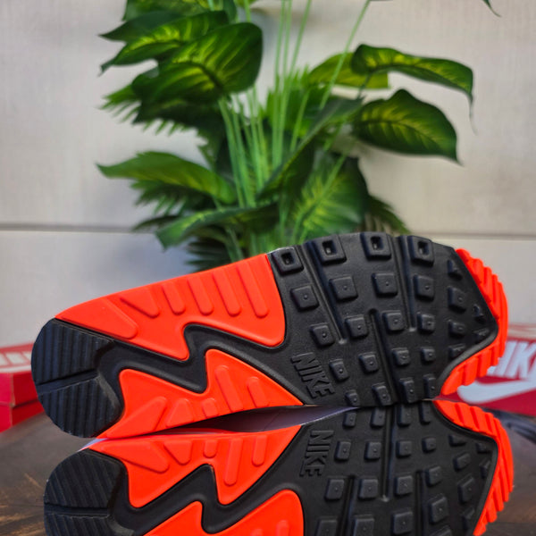 Nike Air Max 90 Hyper Orange maat 42