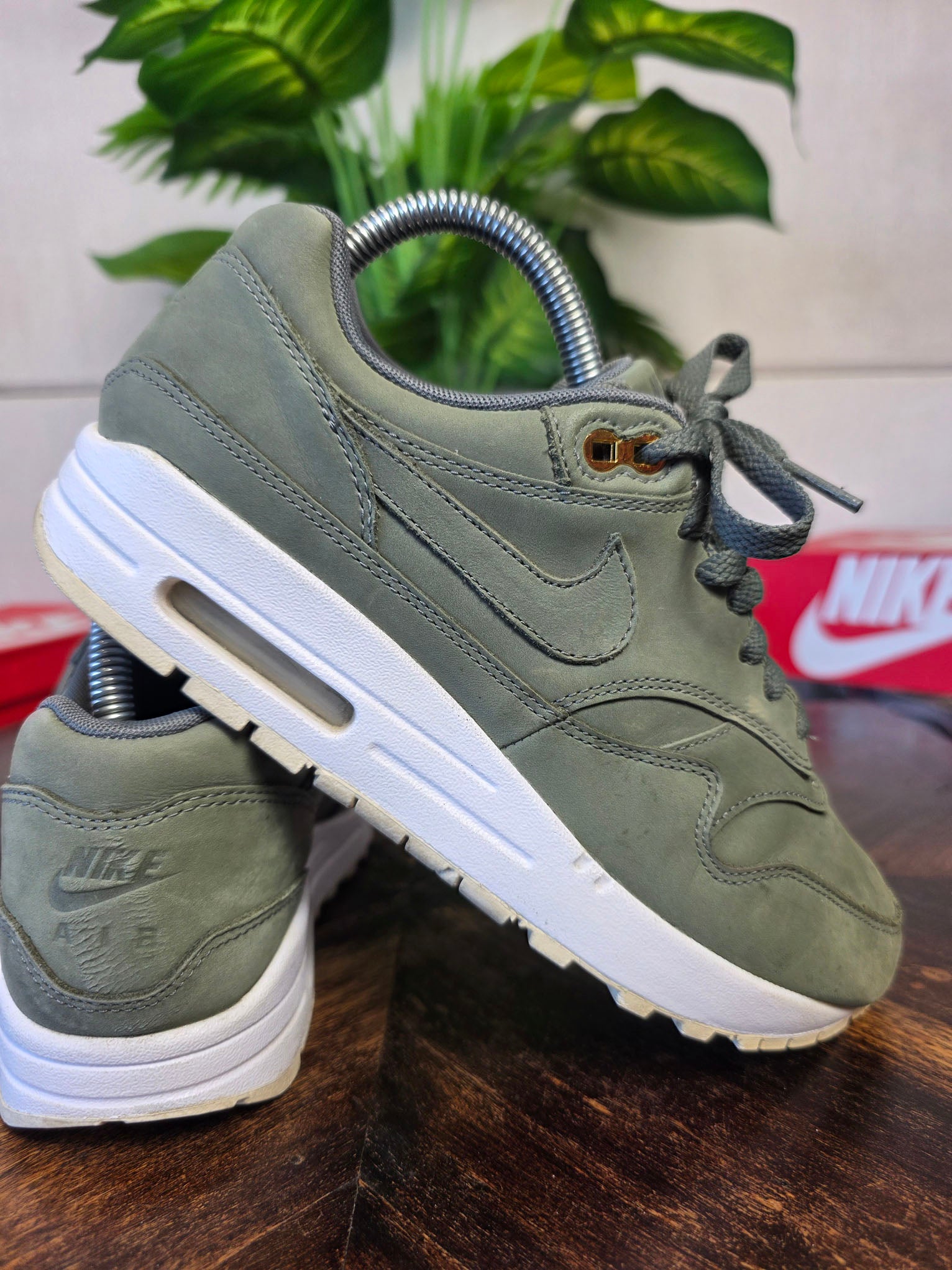 Nike Air Max 1 Premium Green maat 38