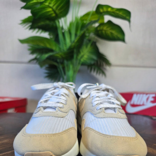 Nike Air Max 1 Light Orewood Brown maat 40