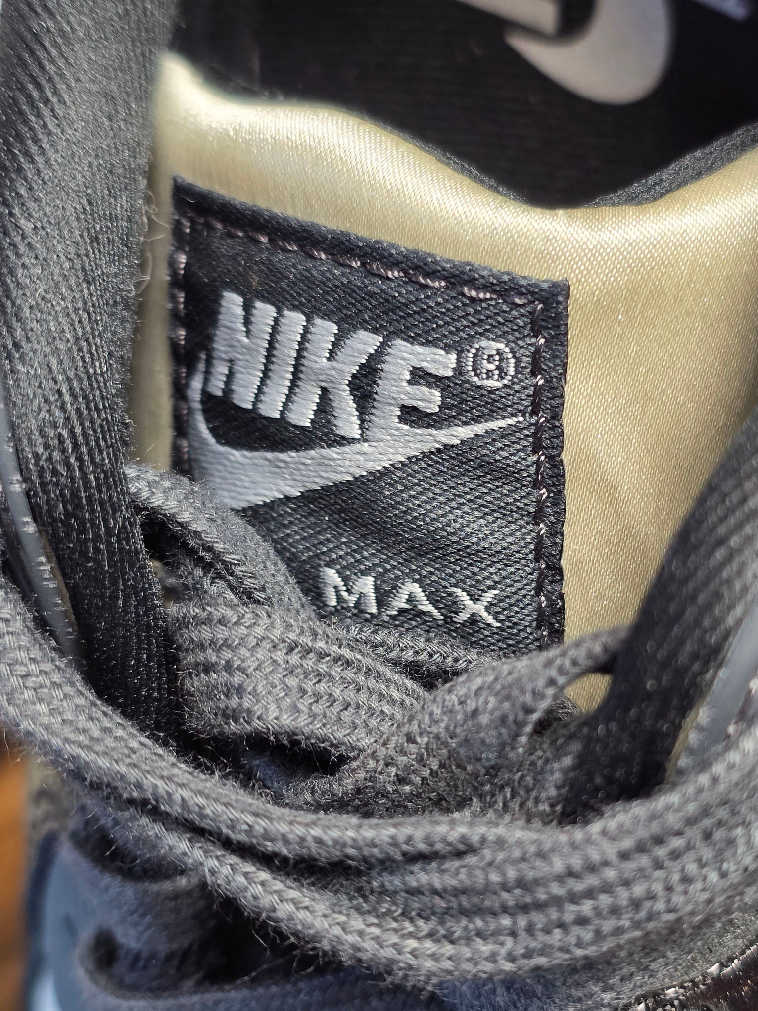 Nike Air Max 90 QS "Black Croc Skin" maat 40
