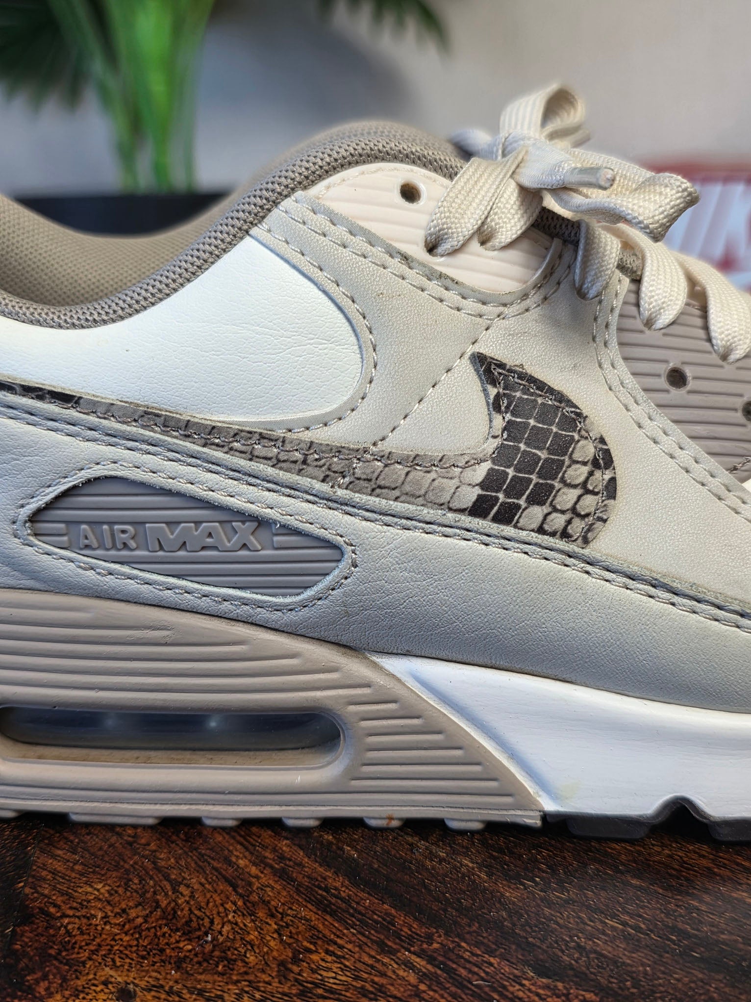 Nike Air Max 90 Light Pink Snakeskin maat 42