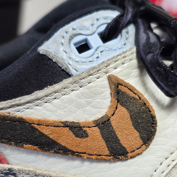 Nike Air Max 1 Tiger Swoosh Great Indoors maat 38
