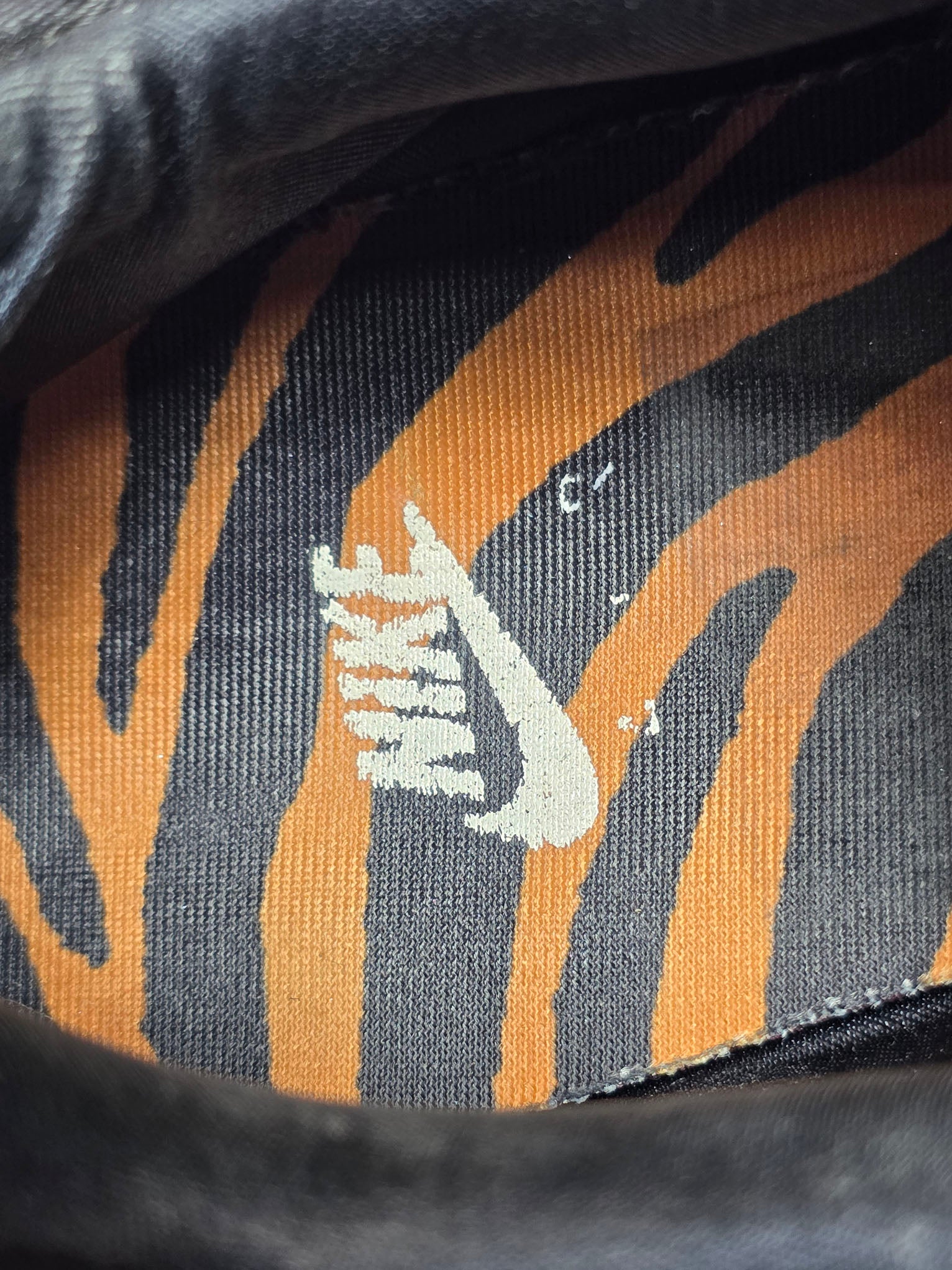 Nike Air Max 1 Tiger Swoosh Great Indoors maat 38