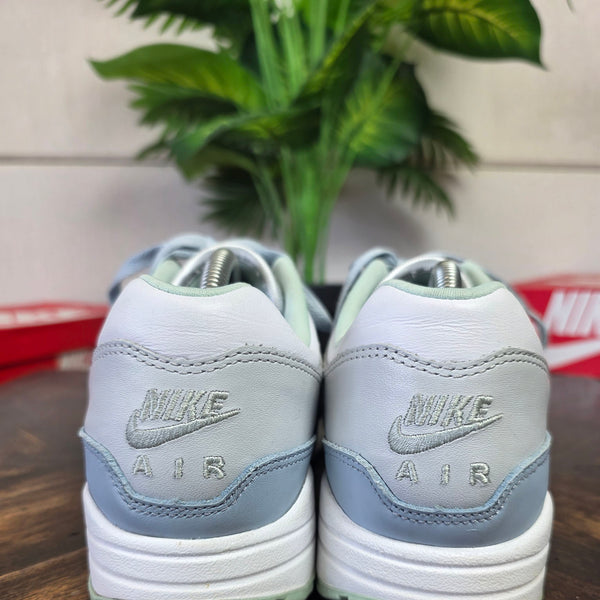 Nike Air Max 1 Baby Blue maat 44