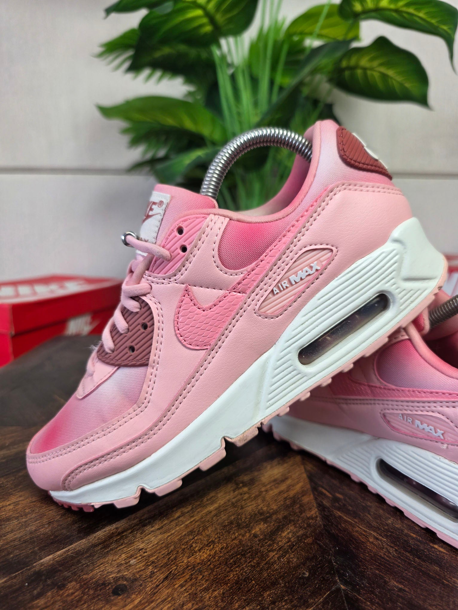 Nike Air Max 90 Wmns "Airbrushed Pink" maat 38,5