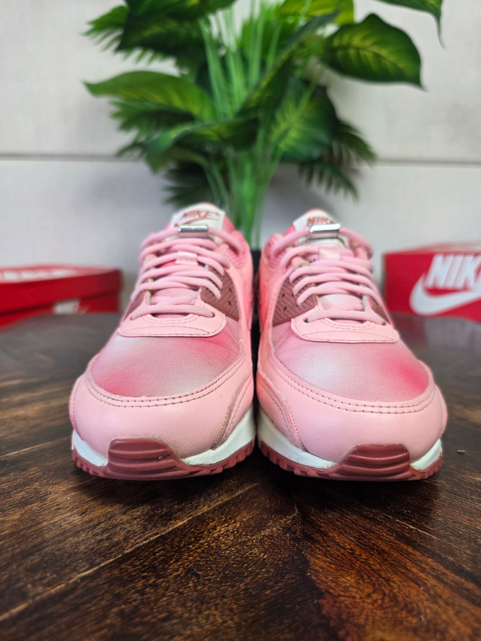 Nike Air Max 90 Wmns "Airbrushed Pink" maat 38,5