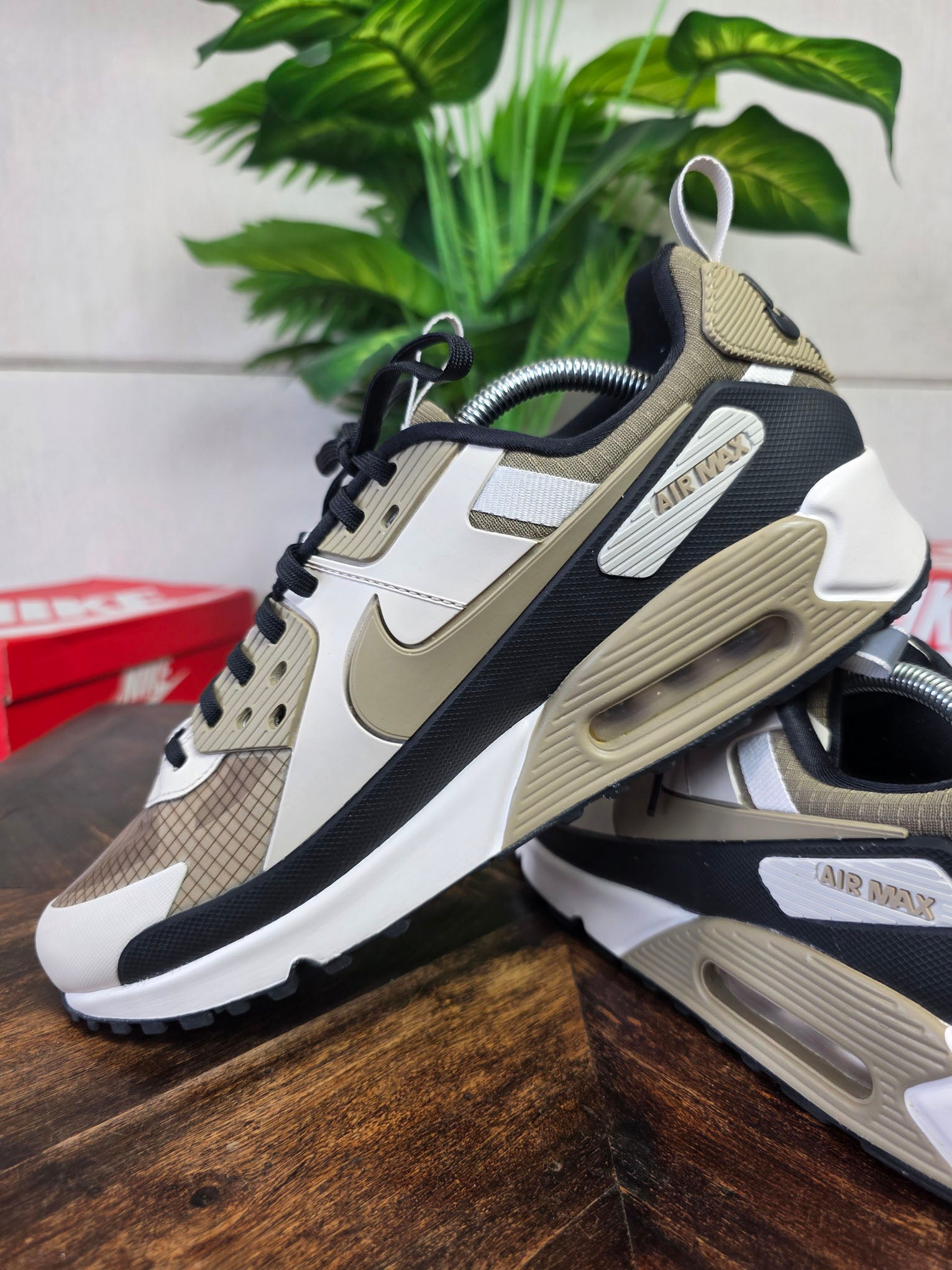 Nike Air Max 90 Drift "Khaki" maat 44