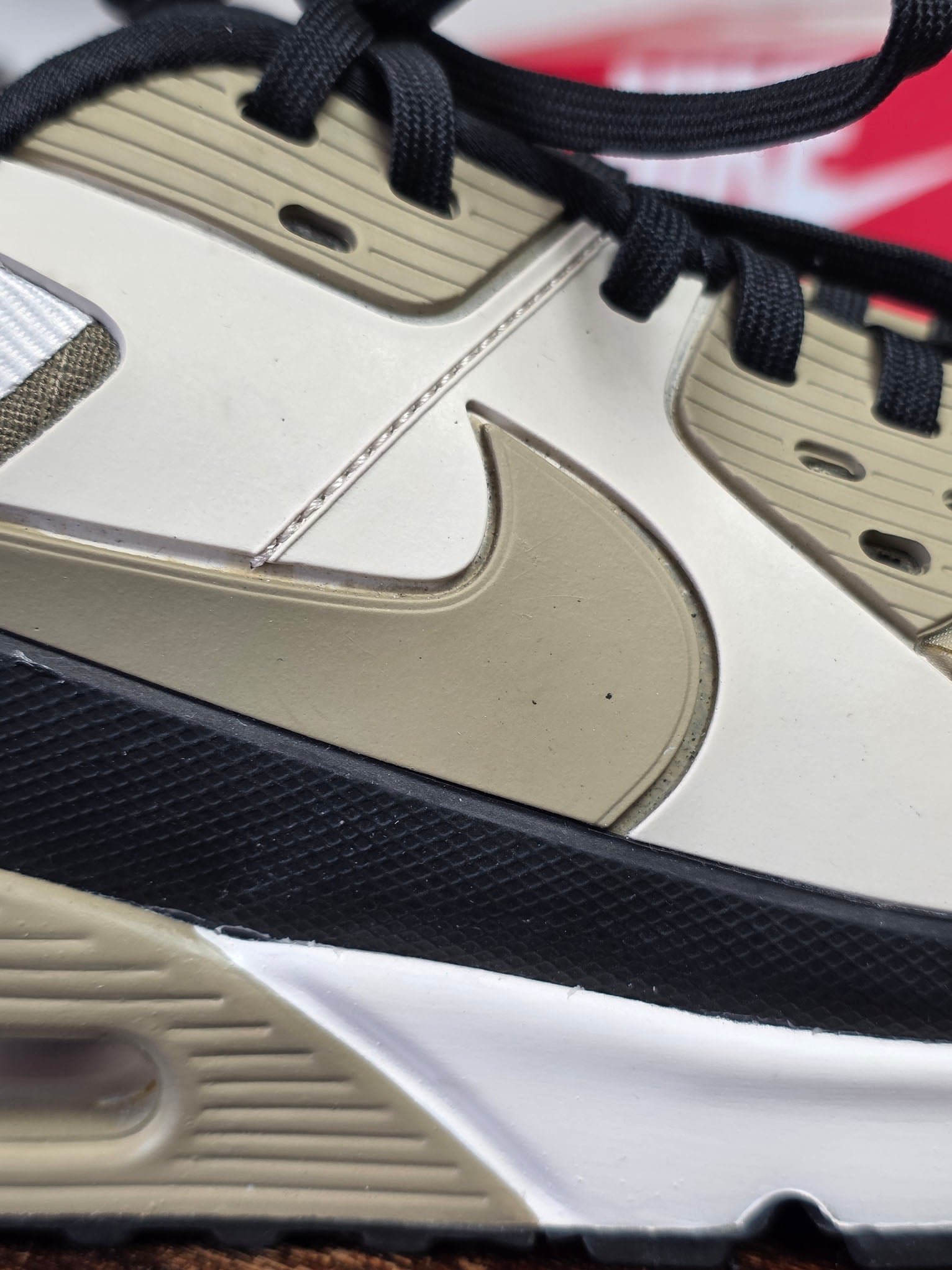 Nike Air Max 90 Drift "Khaki" maat 44