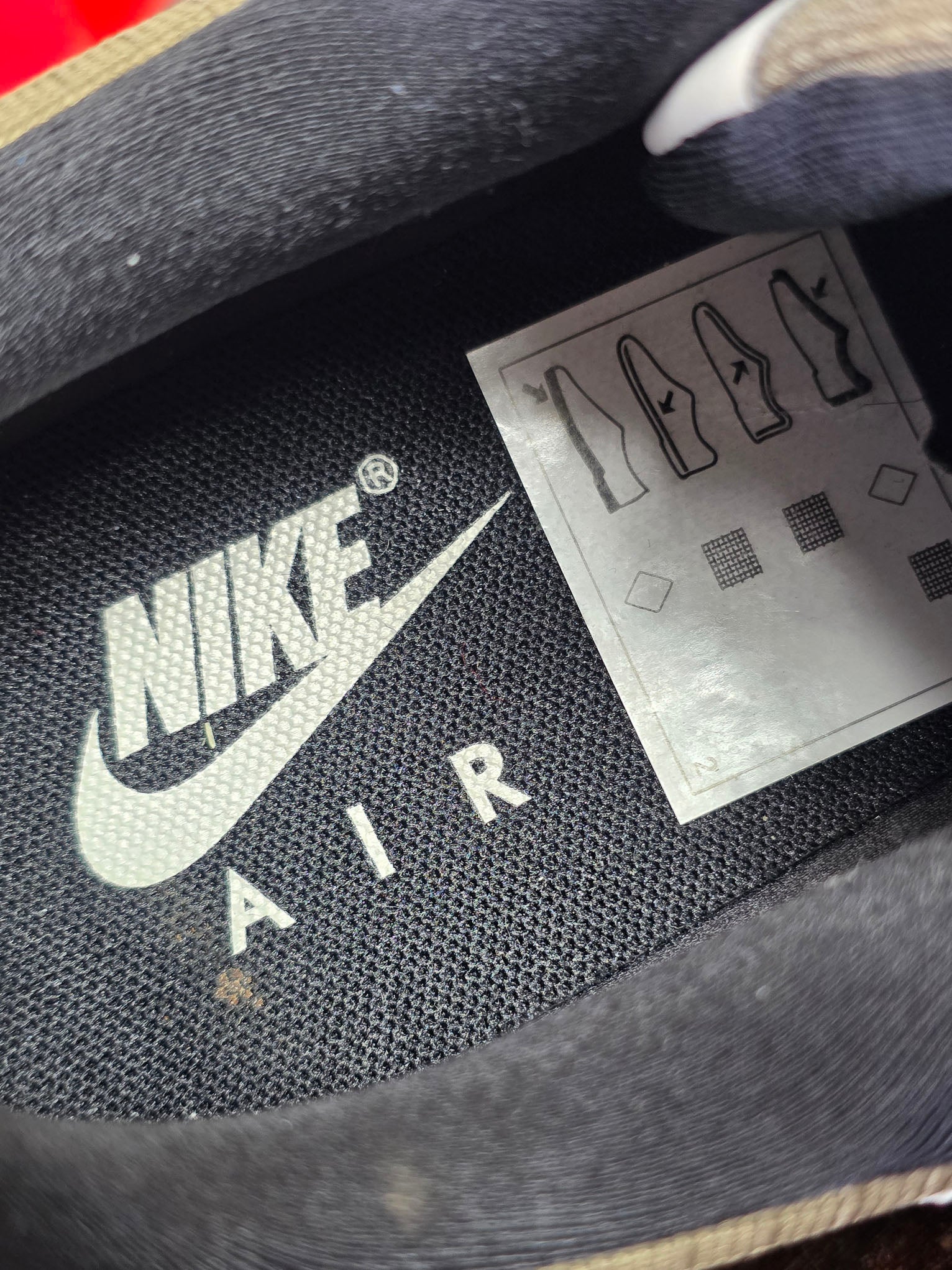 Nike Air Max 90 Drift "Khaki" maat 44