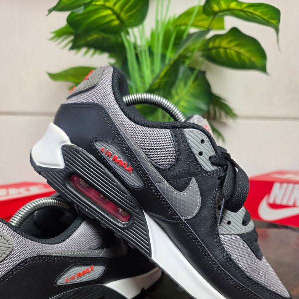 Nike Air Max 90 Grey Black Red maat 42,5