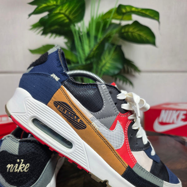 Nike Air Max 90 Legacy maat 43