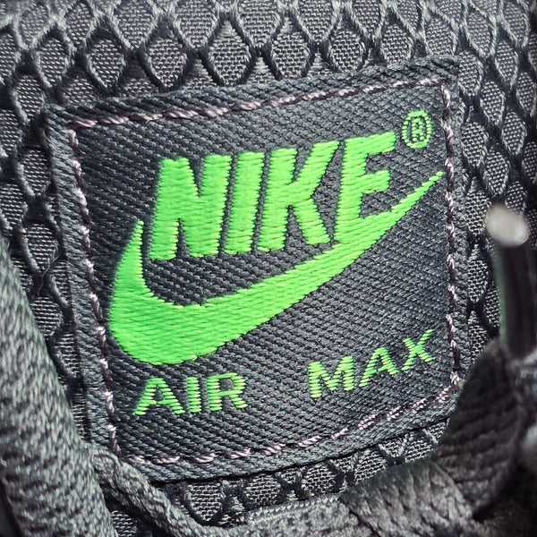 Nike Air Max 90 Black Green Strike maat 42