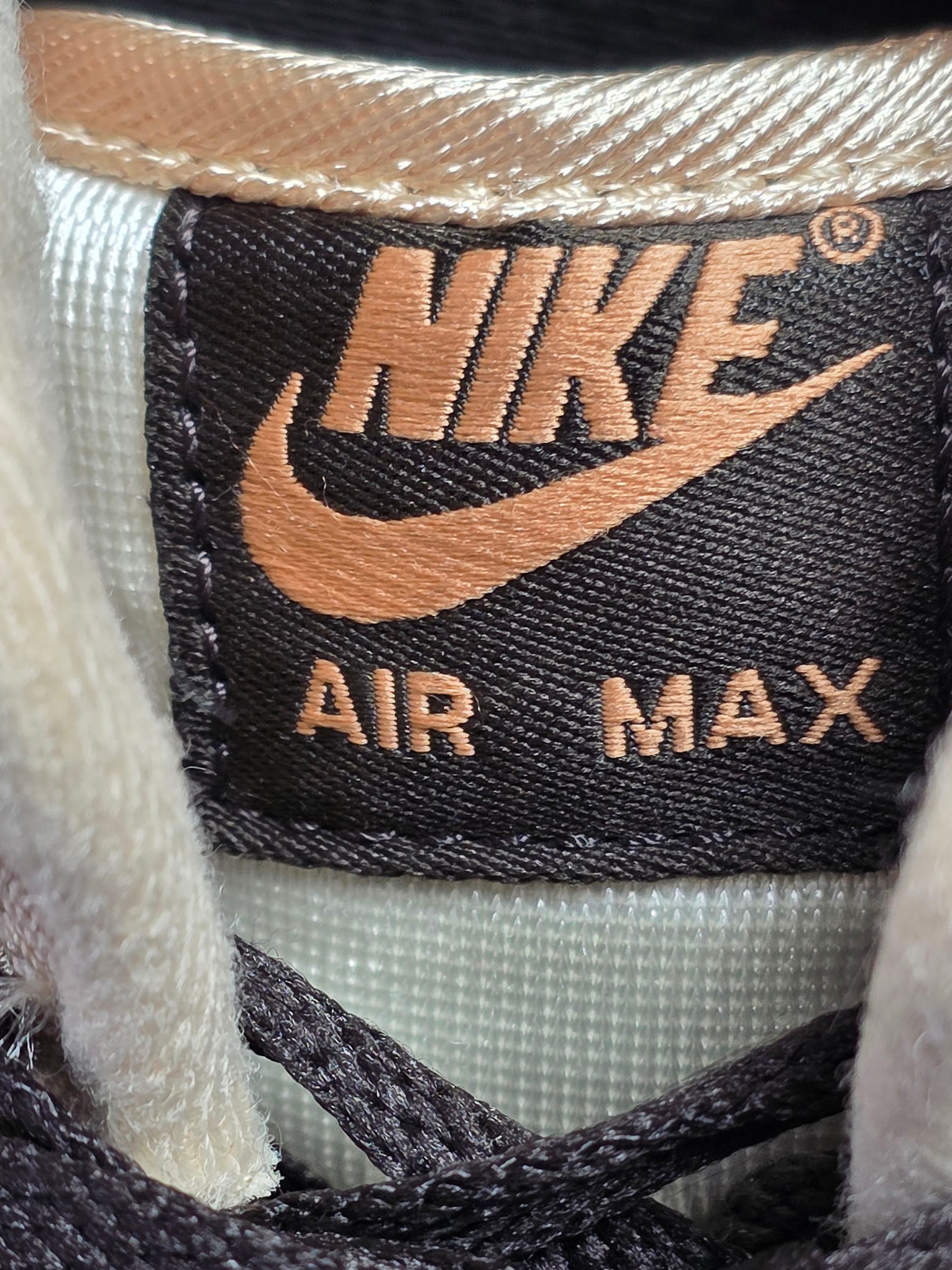 Nike Air Max 1 Leopard maat 38