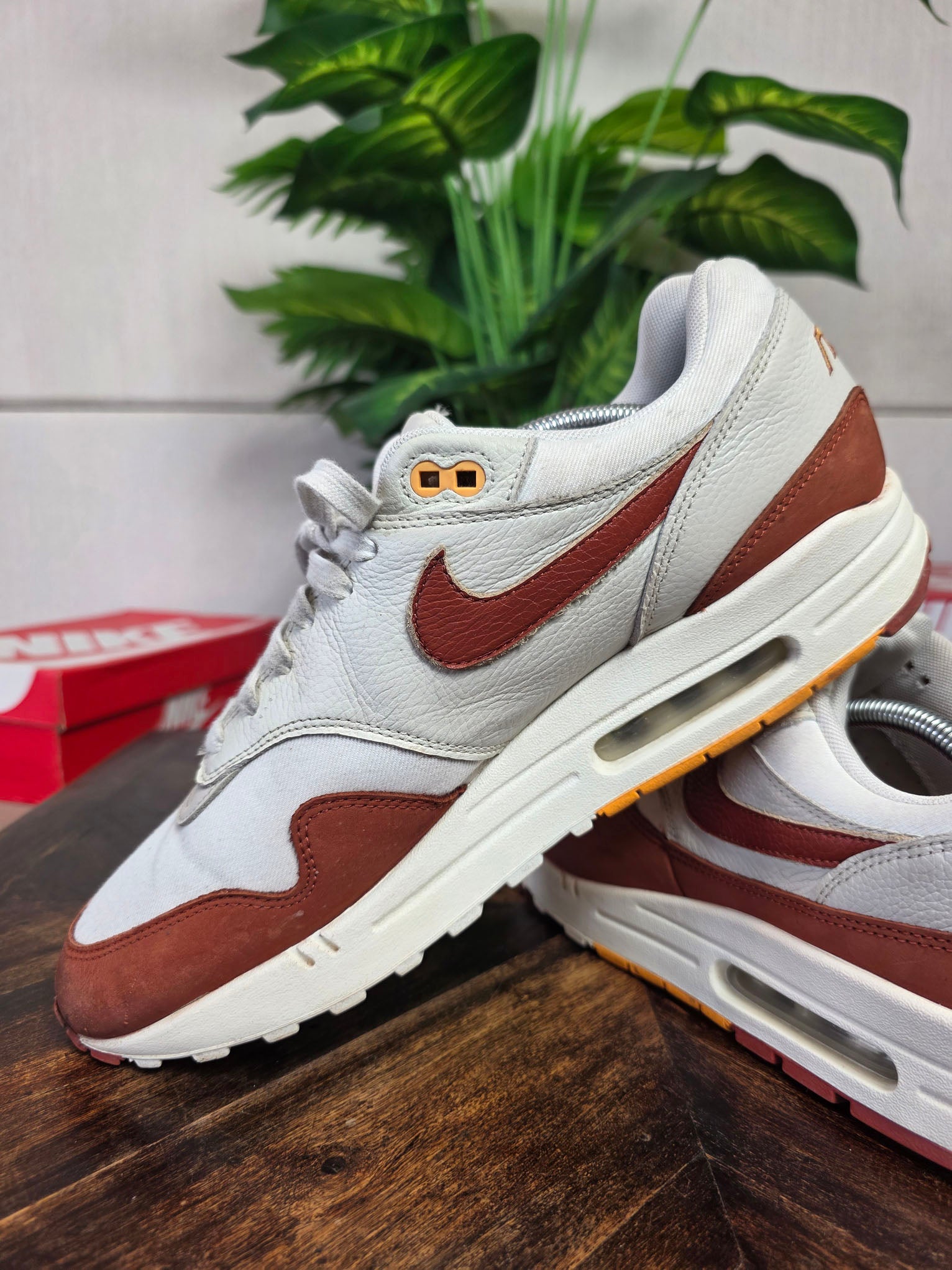 Nike Air Max 1 LX Rugged Orange maat 46