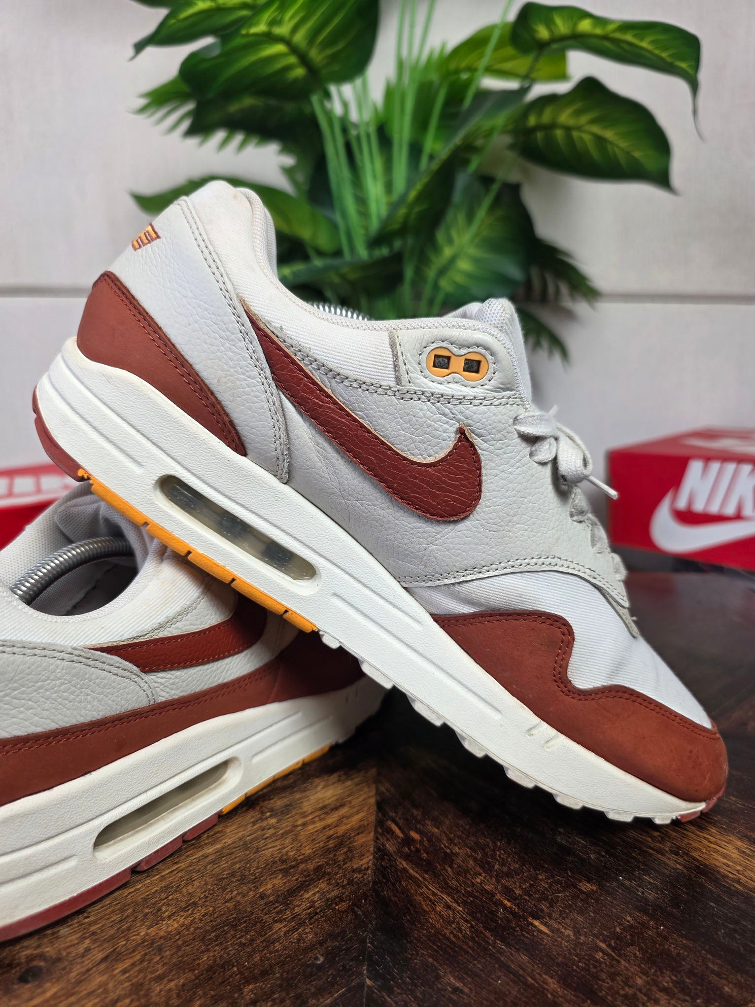Nike Air Max 1 LX Rugged Orange maat 46
