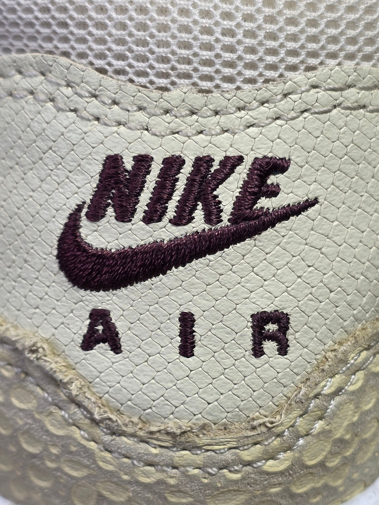 Nike Air Max 1 '87 "Coconut Milk" maat 37,5