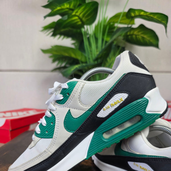 Nike Air Max 90 Malachite maat 43