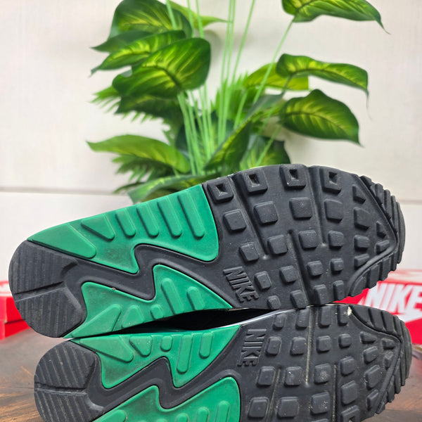Nike Air Max 90 Malachite maat 43