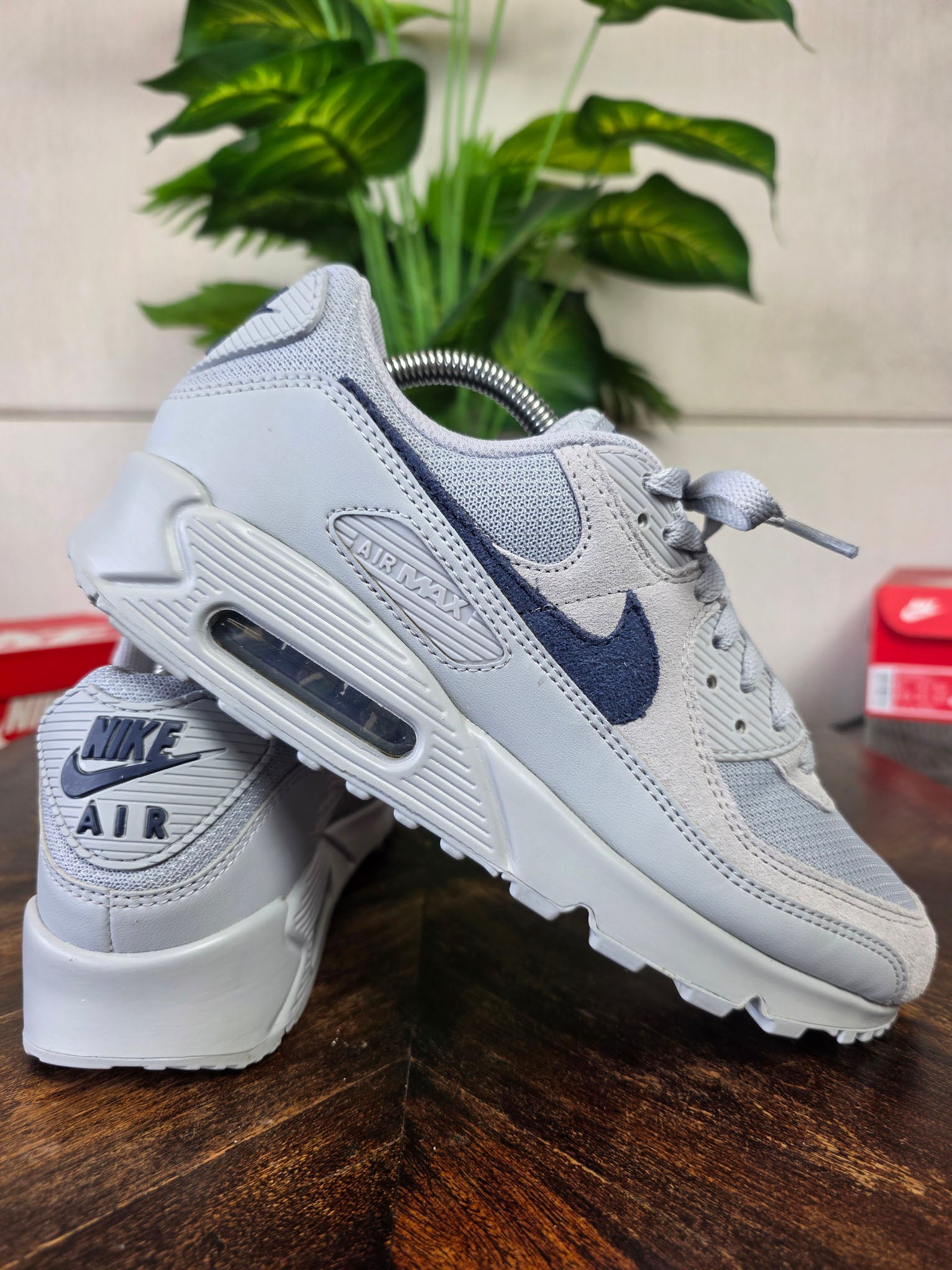 Nike Air Max 90 Wolf Grey Midnight Navy maat 43