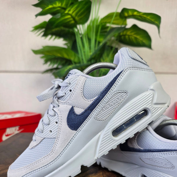Nike Air Max 90 Wolf Grey Midnight Navy maat 43