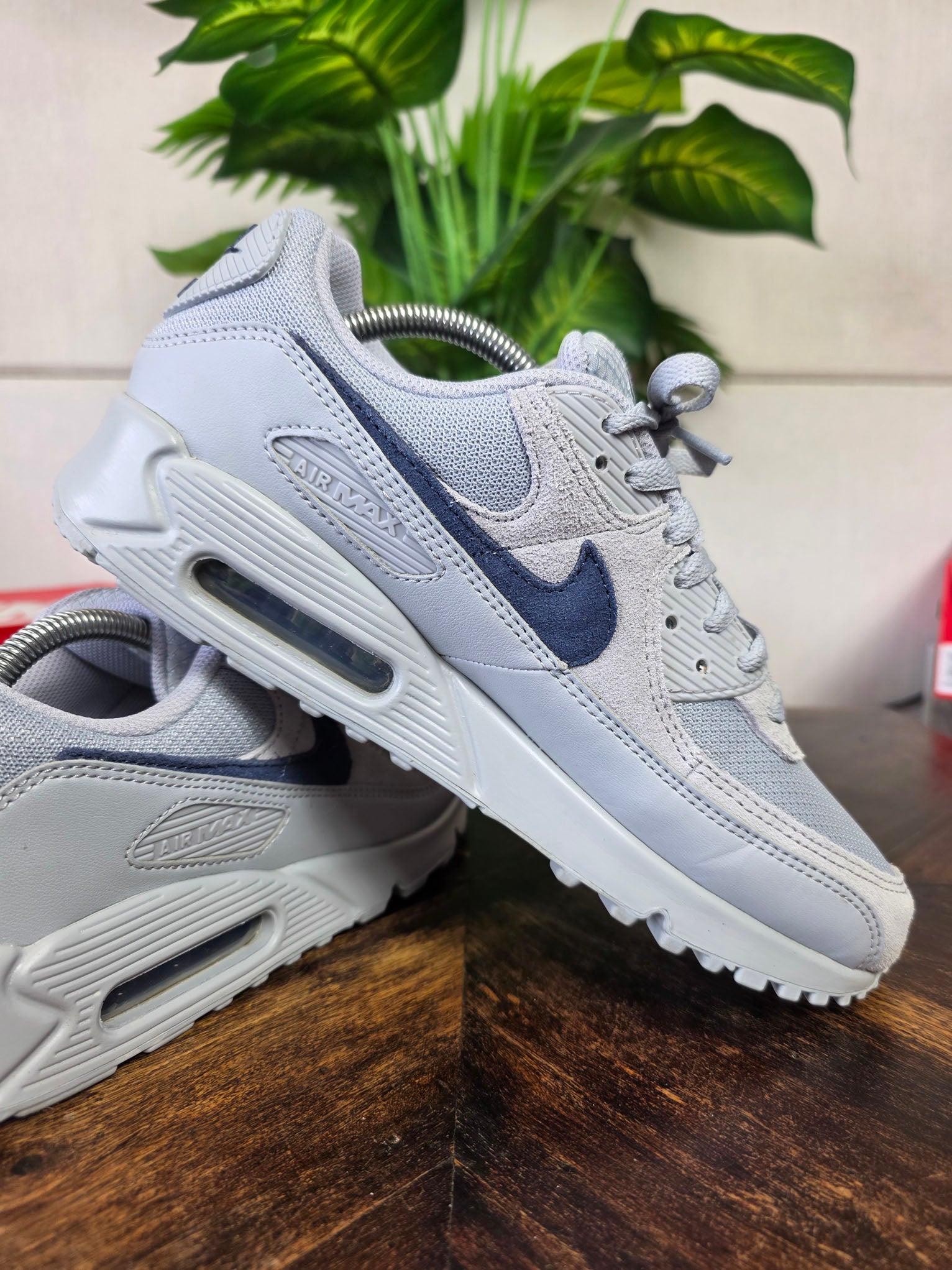 Nike Air Max 90 Wolf Grey Midnight Navy maat 43