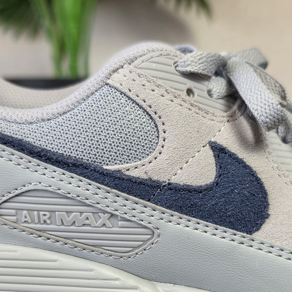 Nike Air Max 90 Wolf Grey Midnight Navy maat 43