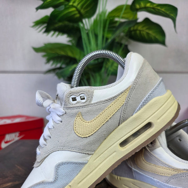 Nike Air Max 1 Crepe Light Bone maat 38