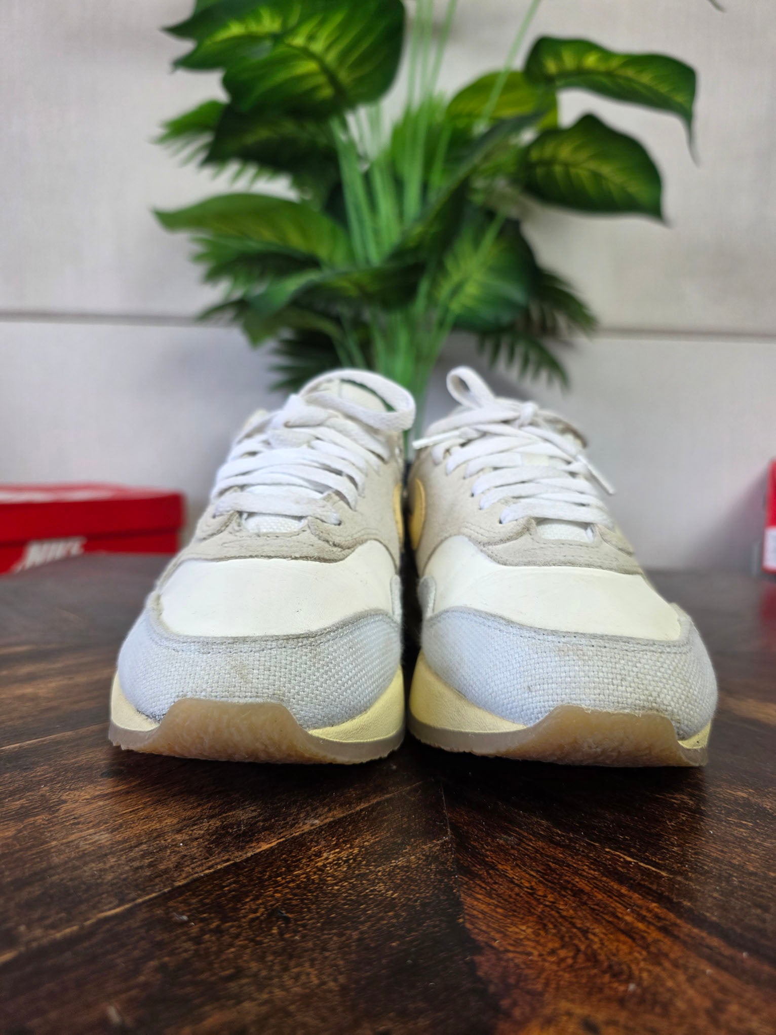 Nike Air Max 1 Crepe Light Bone maat 38