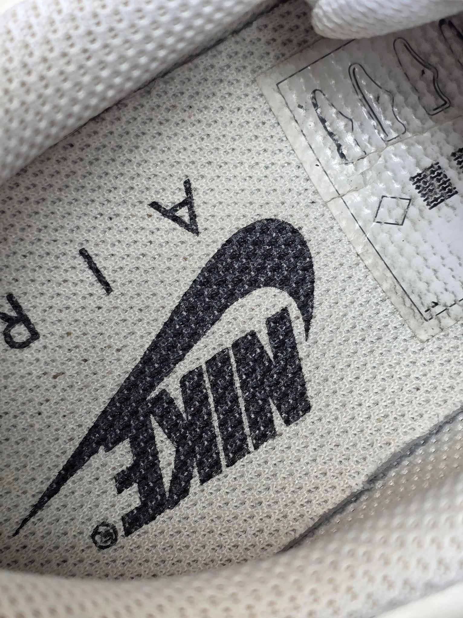 Nike Air Max 1 Crepe Light Bone maat 38