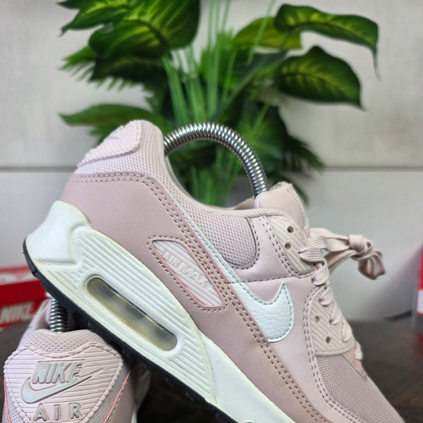 Nike Air Max 90 Barely Rose maat 39
