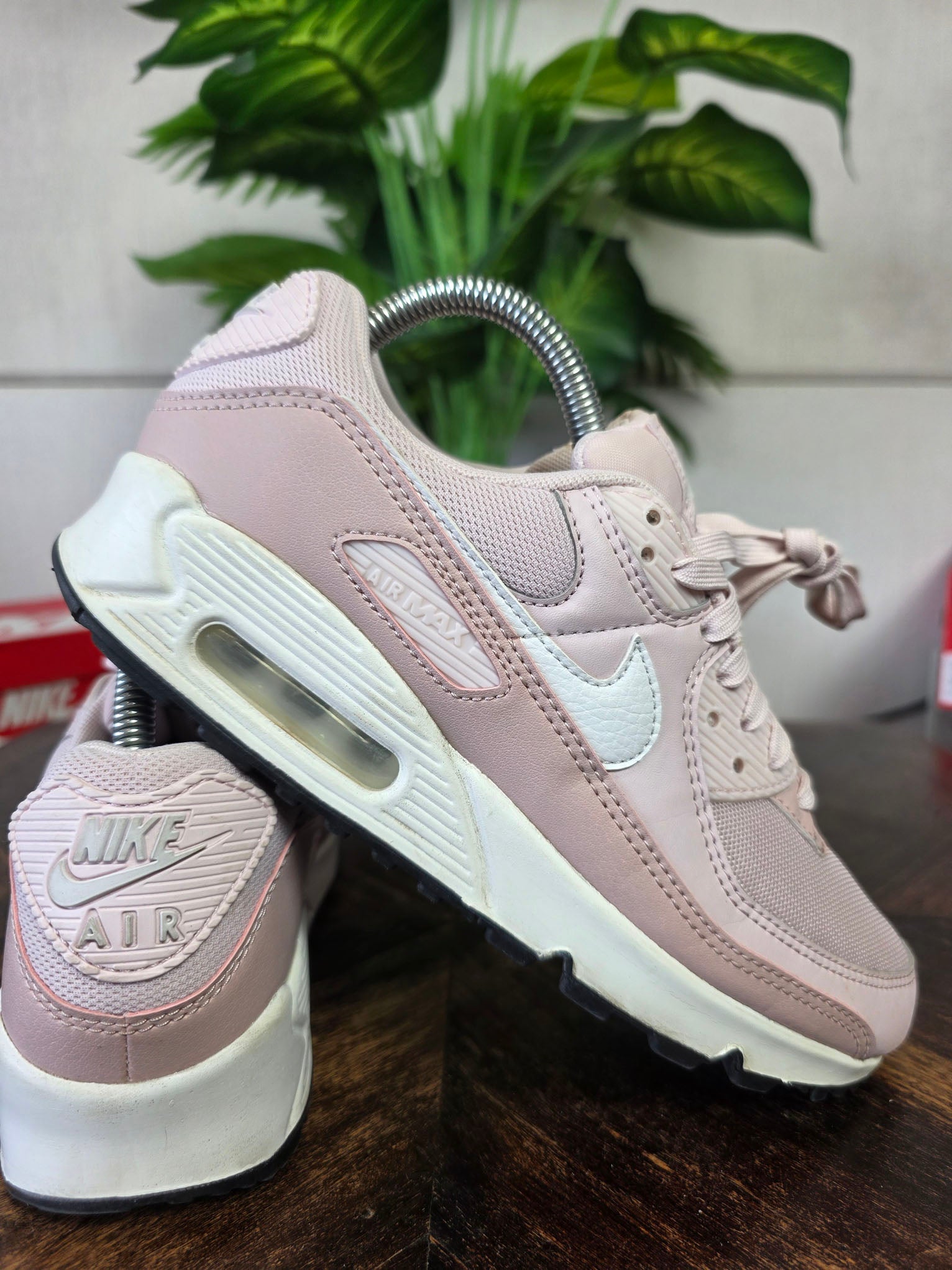 Nike Air Max 90 Barely Rose maat 39