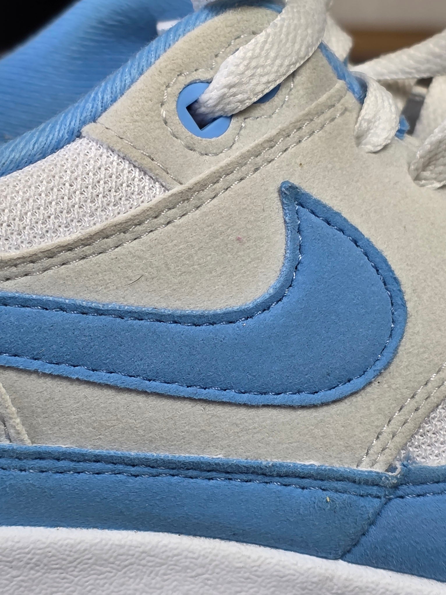 Nike Air Max 1 University Blue maat 44,5