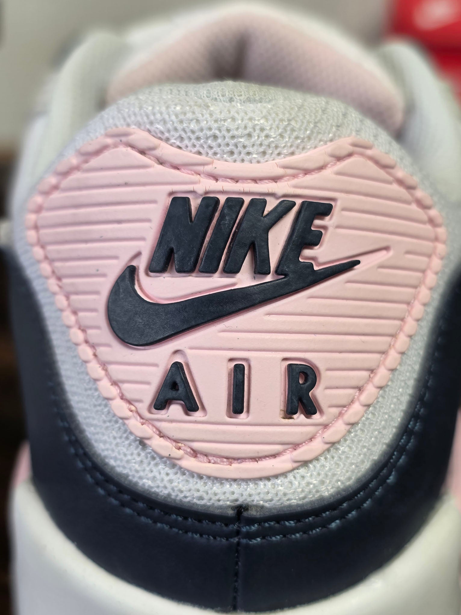 Nike Air Max 90 Pink Foam maat 42